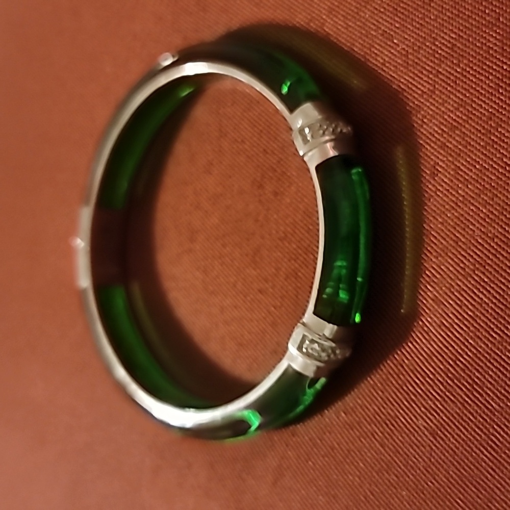 Angelique de Paris Brand New hinged green resin and sterling bracelet